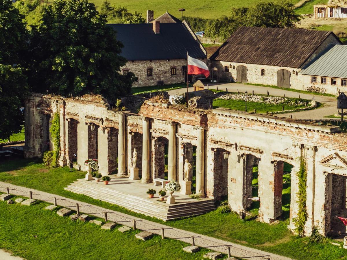 Zamek Rycerski Sobków Esterno foto